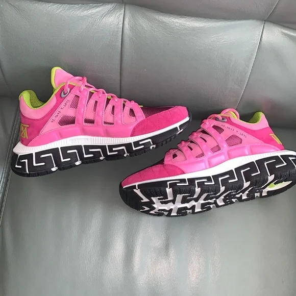 Versace NWT  Trigreca Low Top Sneaker (Women) - Picture 7 of 10